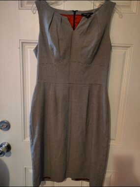 White House Black Market Black and White Sleeveless Sheath Dress Size 8